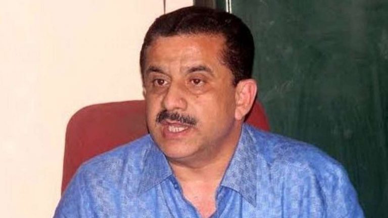कोरोना से मुस्लिम की मौत हो तो दफनाए नहीं, इलेक्ट्रिक शवदाह गृह में जलाएँ: शिया वक्फ बोर्ड चीफ रिजवी