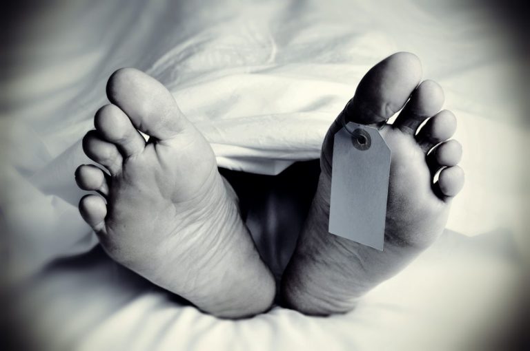 ‘बाय पापा बाय, वेंटिलेटर हटा दिया… साँस नहीं ले पा रहा’ – मौत से पहले हैदराबाद में कोरोना पीड़ित का वीडियो