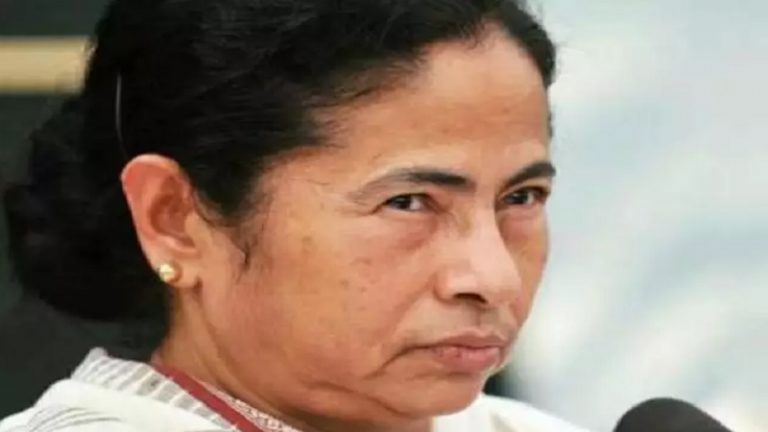 डॉक्टर ने गिनाई खामियाँ तो रातोंरात उठा कर ले गई पुलिस: ममता के बंगाल में चीन की तर्ज पर कार्रवाई