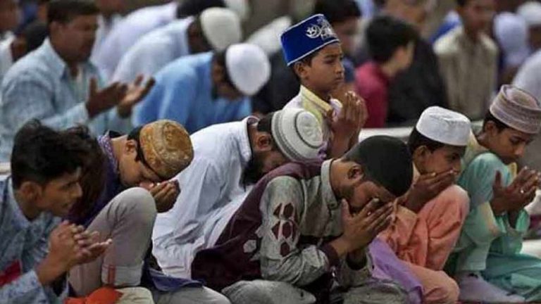 भोपाल: पाबंदी के बावजूद कहीं मस्जिद तो कहीं घर में सामूहिक नमाज करवा रहे थे इमाम, 60 पर FIR