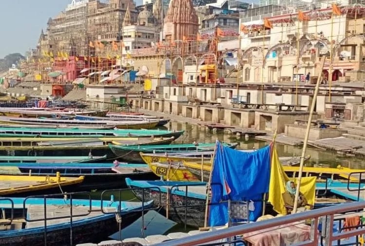 तस्वीरों में देखिए जनता कर्फ्यू पर PM मोदी के संसदीय क्षेत्र बनारस का हाल