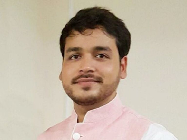 घर में क्वारंटाइन को मैंने घर जाने की अनुमति समझ ली: केरल IAS अफ़सर हुए सस्पेंड