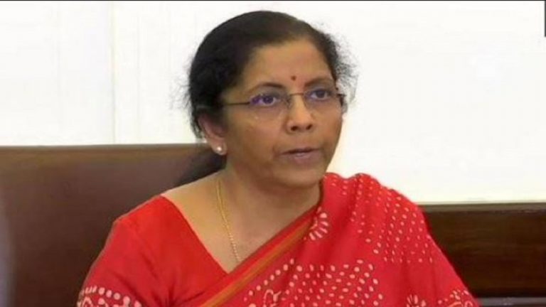 कोरोना संकट पर वित्त मंत्रालय ने दी बड़ी राहत: ITR, GST सहित कई घोषणाएँ, दूसरे बैंक के ATM से पैसे निकालने पर नहीं लगेगा कोई चार्ज