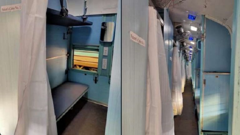 कोरोना से लड़ने को भारतीय रेल तैयार: ट्रेन की बोगियों को बनाया आइसोलेशन वार्ड