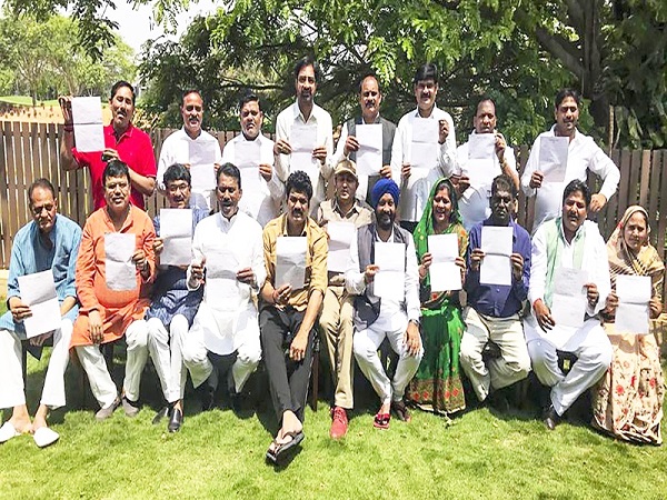 बागी एमपी विधायक