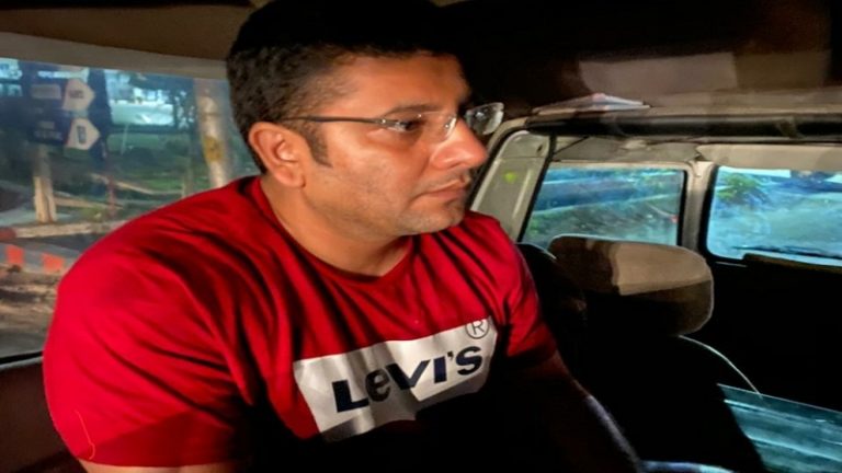 लॉकडाउन में हाईवे पर हंगामा करते कॉन्ग्रेस नेता गिरफ्तार, अमरोहा से लड़ चुके हैं चुनाव