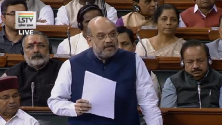 CAA समर्थकों के कारण नहीं हुए दिल्ली दंगे, इसके पीछे थी गहरी साजिश, अमित शाह ने वारिस पठान को भी लताड़ा