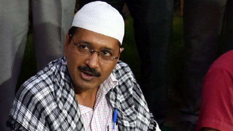 ‘सेक्युलर’ केजरीवाल: कोरोना बुलेटिन से हटा दिया ‘मरकज़’ वाला कॉलम, DMC के सामने घुटने टेके