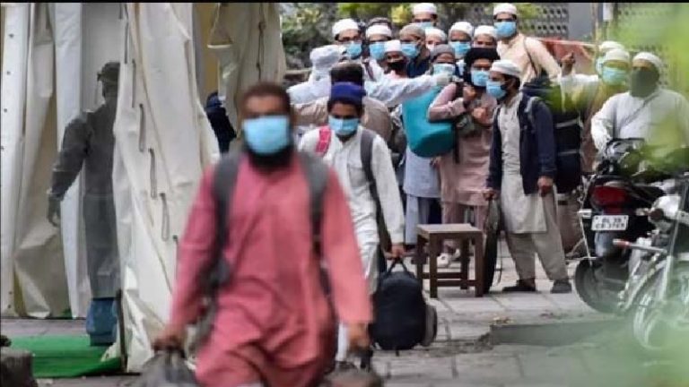 चाँदनी महल की 13 मस्जिदों से निकले 52 कोरोना+ जमाती: पूरा इलाक़ा सील, 3 की मौत