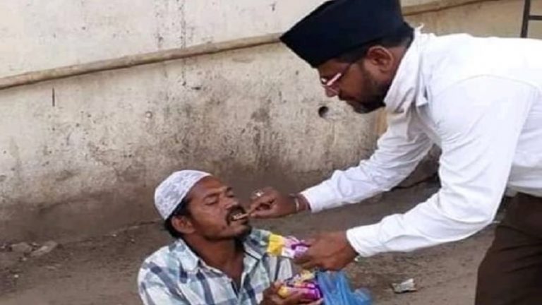 1.25 लाख लोगों को भोजन, 30000 परिवारों की मदद: दूसरे मजहबों के लिए भी फरिश्ता बन कर आया RSS