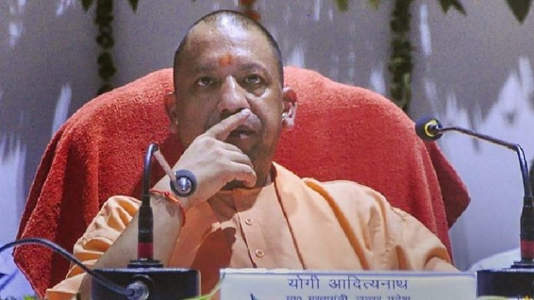 15 अप्रैल की सुबह तक सील रहेंगे UP के 15 जिले, घरों तक पहुँचाई जाएगी ज़रूरी सामग्रियाँ
