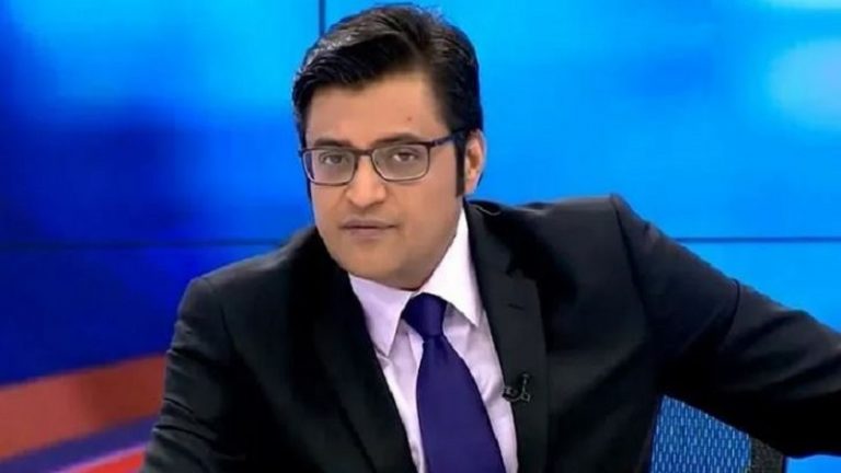 सुप्रीम कोर्ट से अर्नब गोस्वामी को राहत, तीन सप्ताह तक नहीं होगी कार्रवाई, ले सकते हैं बेल