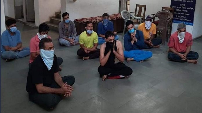 गुजरात, पुलिस पर हमला, लॉकडाउन उल्लंघन