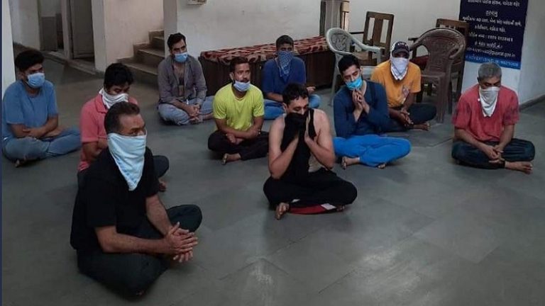 गुजरात: कसम आला मस्जिद इलाके में पुलिस पर तलवार-डंडों से हमला, 10 गिरफ्तार, मुख्य आरोपित नजीर समेत 7 फरार