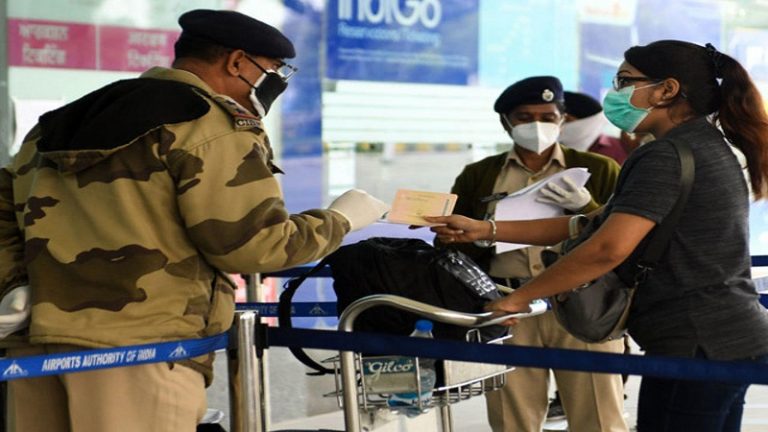ब्रिटेन से आए 279 लोगों का पता नहीं, 184 ने दिए गलत नंबर और पता: कोरोना के नए स्ट्रेन के बीच लापरवाही भारी