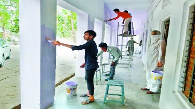 सीकर में प्रवासी मजदूरों का कमाल: जिस स्कूल में क्वारंटाइन कर रखे गए हैं बदल दिया उसका रूप