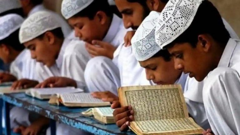 कानपुर: तबलीगी जमात के संपर्क में आए मदरसे के 13 छात्र कोरोना वायरस से संक्रमित
