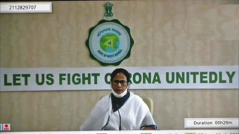 ममता बनर्जी ने कोरोना पॉजिटिव को क्वारंटाइन करने में जताई असमर्थता, कहा- लाखों लोगों को आइसोलेट नहीं किया जा सकता