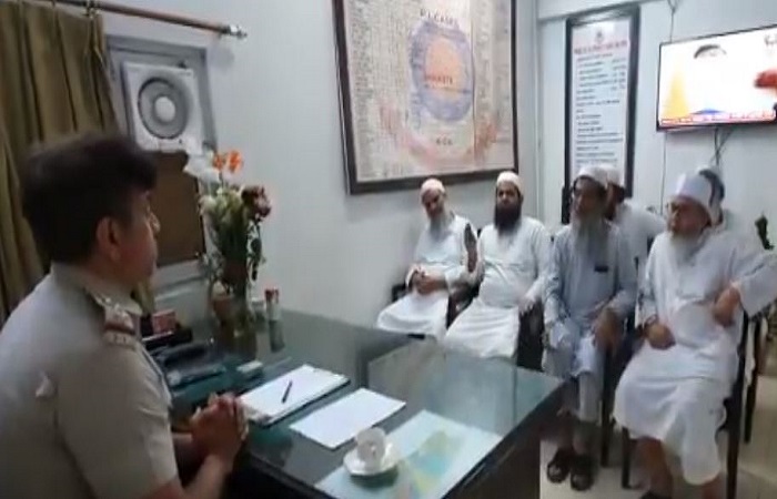 नार्थ-ईस्ट दिल्ली की 5 मस्जिदों से 48 विदेशी मिले, 12 जामा मस्जिद में थे: मरकज से जुड़े हैं तार
