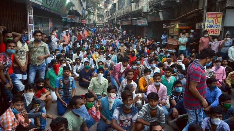 लॉकडाउन में फँसे लोगों को बड़ी राहत: प्रवासी मजदूरों, छात्रों और सैलानियों को घर लौटने की इजाजत