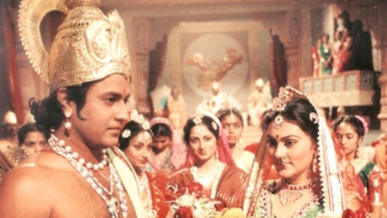 रामायण धारावाहिक की सफलता से बौखलाए वामपंथी व्हाट्सएप ग्रुप एडमिन ने किया खबर देने वाले मेम्बर को ग्रुप से बाहर