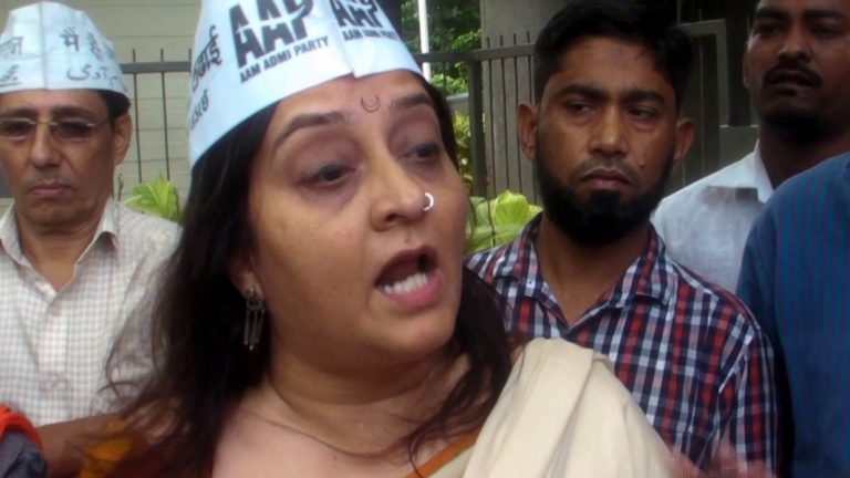 AAP की प्रीति मेनन: गालीबाज, झूठी और हिंदू विरोधी ट्वीटों की सरताज