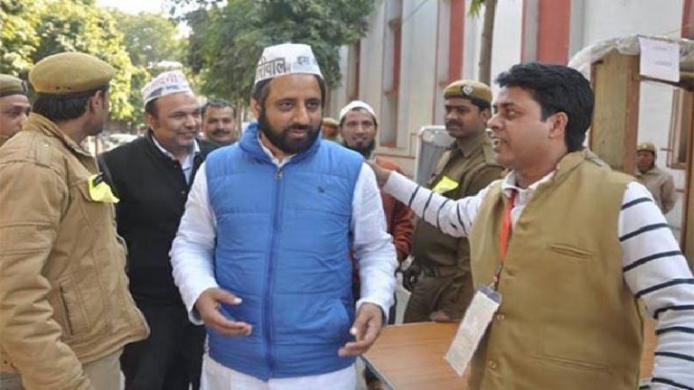 दिल्ली में 5.2 एकड़ जमीन पर रोहिंग्या ने किया कब्जा, अमानतुल्लाह खान पर संरक्षण का आरोप, बनवाए फर्जी आधार: रिपोर्ट