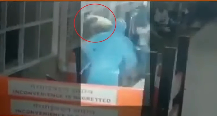 मुंबई के सायन अस्पताल की खिड़की से अब कोरोना पॉजिटिव ने की भागने की कोशिश: वीडियो वायरल