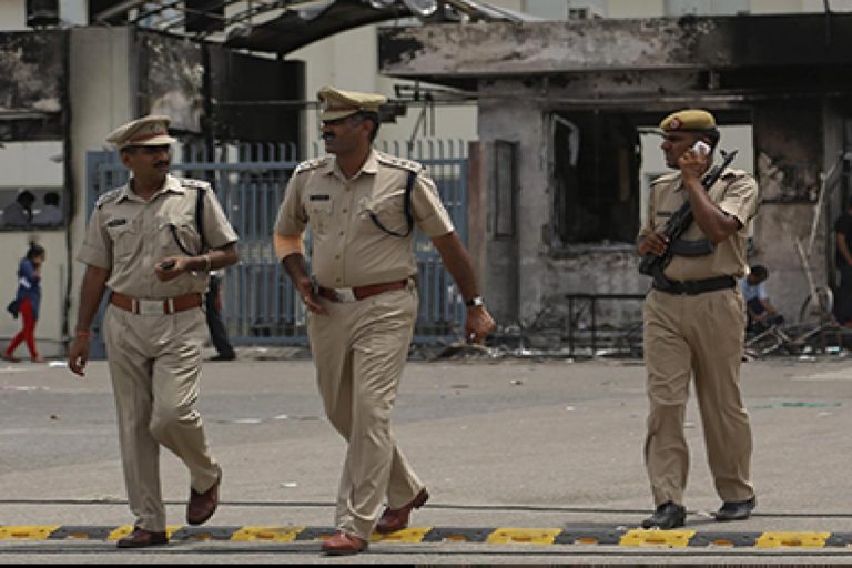 पुन्हाना: महंत रामदास पर हमले में की कार्रवाई की माँग तो पुलिस ने उल्टा 200 हिन्दू कार्यकर्ताओं पर ही दर्ज कर दिया FIR
