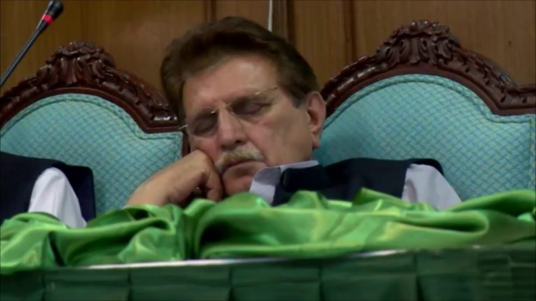 इमरान बयान से काम नहीं चलेगा, अब पाकिस्तानी सेना को भारत पर हमला करने का आदेश देना होगा: Pok के प्रधानमंत्री ने दी धमकी
