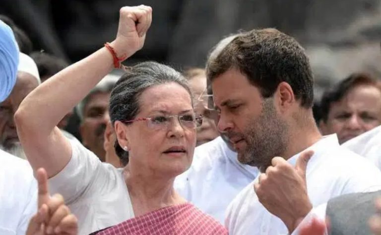 श्रमिक ट्रेन में कोई किराया नहीं, कोई चार्ज नहीं… लेकिन सोनिया गाँधी की कॉन्ग्रेस देगी पैसे, आखिर किसे और कैसे?