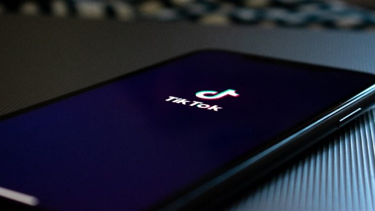 TikTok में पोर्न, रेप, हिंसा: पूर्व कर्मचारी ने चाइनीज कम्पनियों की गुलाम बनाती मानसिकता का किया पर्दाफाश