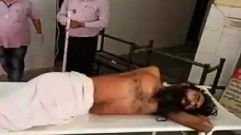बरेली: मनरेगा में धाँधली के आरोप पर प्रधान समर्थकों ने की मारपीट, अपमानित साधु ने पीया जहर, हालत गंभीर