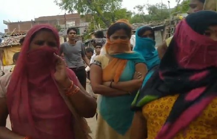 शाहीन बाग में सबको राशन, हिंदू मोहल्ले के लोगों को कीड़ा-मकोड़ा कह भगाया: MLA अमानतुल्लाह के क्षेत्र की हकीकत
