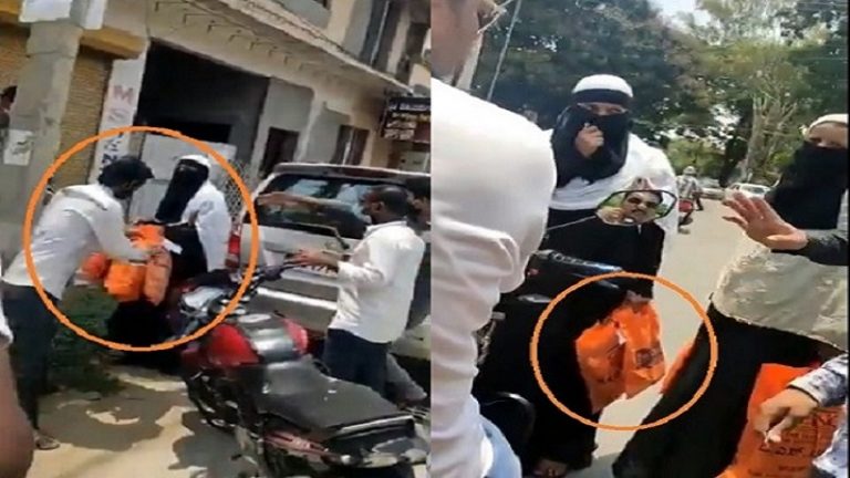 हिंदुओं की दुकान से खरीदारी पर मुस्लिम महिलाओं को कट्टरपंथियों ने धमकाया, गाली-गलौज की: देखें Video