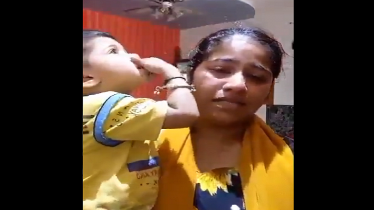 ‘गौमांस खा, तब जाकर तू पक्की मुस्लिम बनेगी’, हिंदू महिला ने पति नफीस पर लगाए प्रताड़ना, धर्मांतरण के दवाब का आरोप