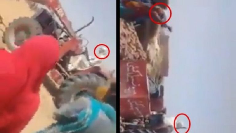 पाकिस्‍तान सरकार ने हिंदुओं की बस्‍ती पर चलवाया बुलडोजर, चिलचिलाती गर्मी में बेघर हुए सैकड़ों लोग, देखें वीडियो
