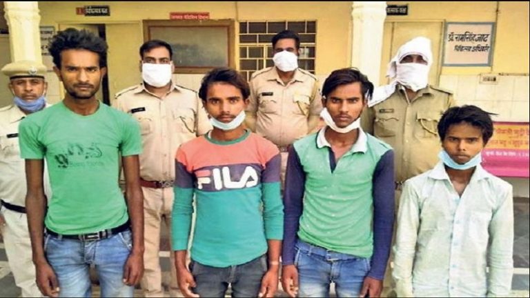 भाई जीशान ने साजिद, अमजद और वाजिद के साथ मिलकर 10 साल की बहन के साथ किया गैंगरेप फिर हत्या, गिरफ्तार