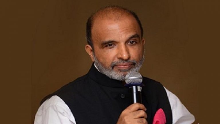 कॉन्ग्रेस प्रवक्ता संजय झा को कोरोना, ट्वीट कर कहा- संक्रमण को हल्के में न लें…