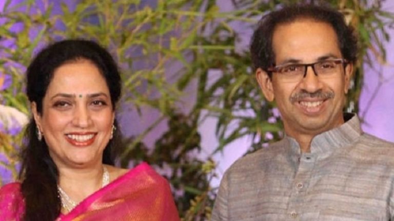 143 करोड़ रुपए की संपत्ति के मालिक हैं CM उद्धव ठाकरे, लेकिन नहीं है एक भी कार