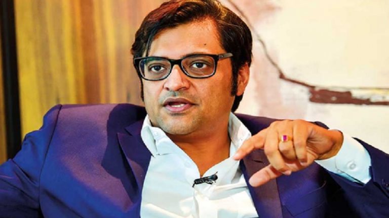 अर्नब गोस्वामी के खिलाफ नहीं हो सकती कार्रवाई: बॉम्बे HC ने मुंबई पुलिस के सभी FIR पर लगाई रोक