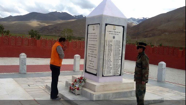 रेजांग ला का युद्ध: जब 123 भारतीय जवानों ने 3000 चीनी सैनिकों को दी मात, 1300 की लाशें बिछा दी