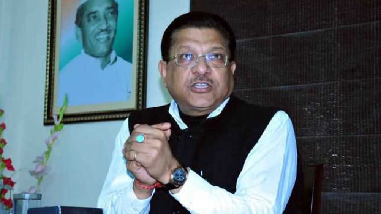 ‘क से कृष्ण, क से कोरोना’: कॉन्ग्रेस नेता ने कोरोना वायरस के लिए भगवान श्रीकृष्ण को ठहराया जिम्मेदार