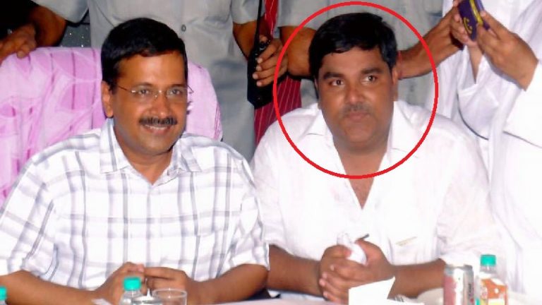 ₹1.30 करोड़ के हथियार ख़रीदे, 75 गोलियों का हिसाब नहीं: दिल्ली दंगों में ताहिर हुसैन मुख्य आरोपित, चार्जशीट दायर