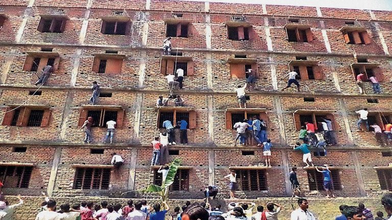 120 सीटें… सूमो बाबू ही करा सकते हैं: भोलानाथ ठाकुर (टेलीग्राफ वाले) ने देर रात CM की बढ़ाई टेंशन