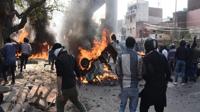 दिल्ली दंगों में चार्जशीट दाखिल