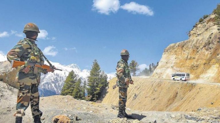 लोहे के डंडे, बेसबॉल क्लब, ड्रैगन पंच, पत्थर से लैस थे चीनी सैनिक: निहत्थे भारतीय सैनिकों पर हमले की थी पहले से तैयारी