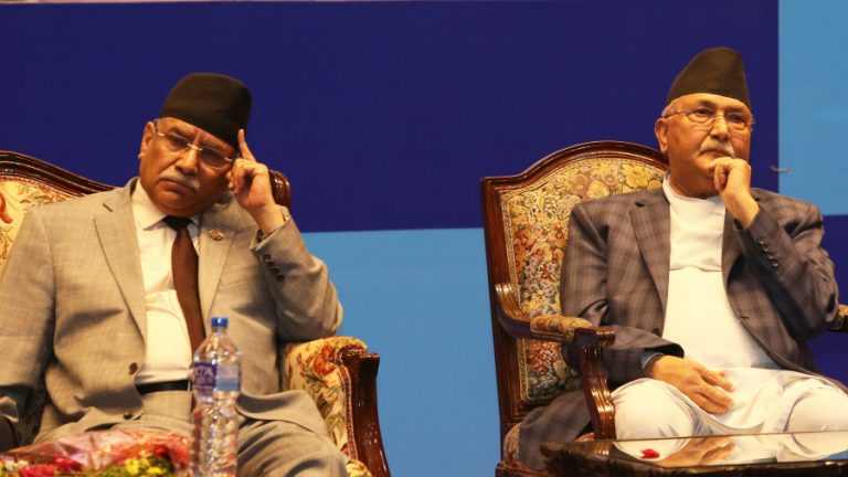 ओली की कुर्सी से संकट सोमवार तक टला, नेपाली PM को बचाने के लिए चीन-पाक ने लगा रखा है जोर
