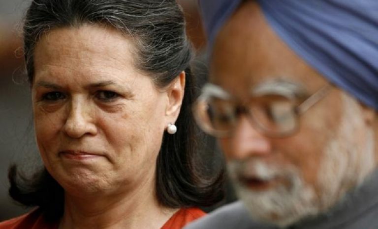 पाई-पाई जनता का, मौज राजीव गाँधी फाउंडेशन की: मनमोहन राज में 7 मंत्रालय, 11 PSU ने भी दिए ‘दान’