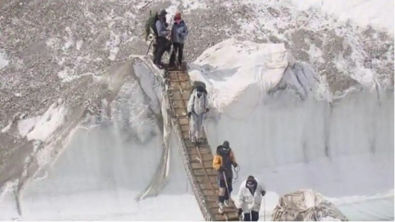 चीन से लगी LAC पर माउंटेन फोर्स की तैनाती, ऊँचाई वाले इलाके में गुरिल्ला युद्ध करने में हैं दक्ष